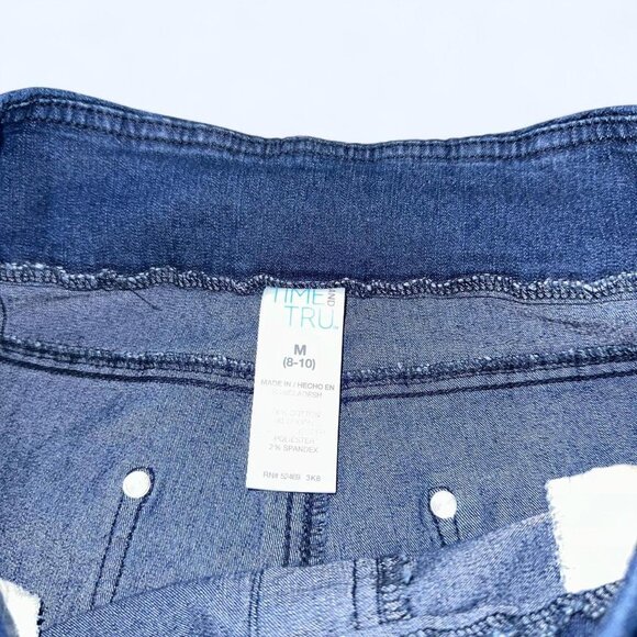Time And Tru Denim Capri Pants - Picture 2 of 3